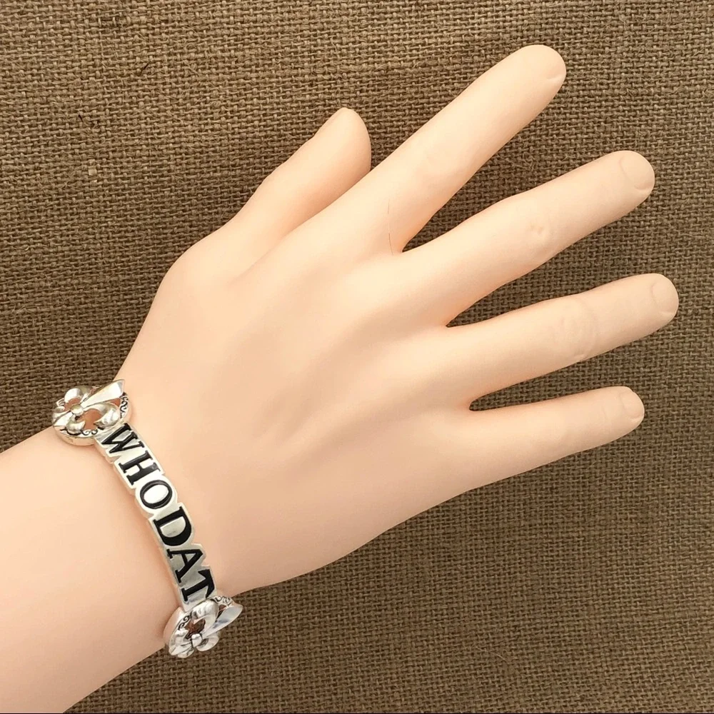 🌼 WHO DAT Fleur De Lis New Orleans Saints Silver Stretch Bracelet
